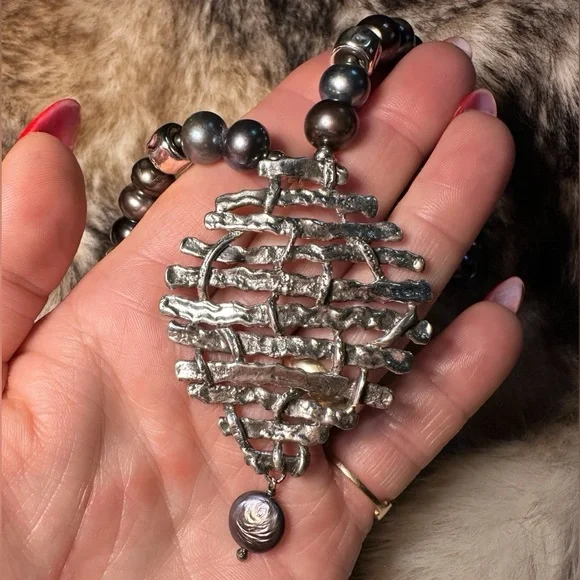 Tahitian Peacock Pearl & Tel Aviv Sterling Silver Medallion Necklace